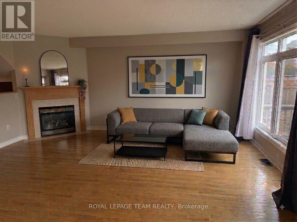 3 Bed, 3 Bath House for Rent in Ottawa – 5535 DOCTOR LEACH DRIVE, Ottawa – MLS# X13669110 - Image 3