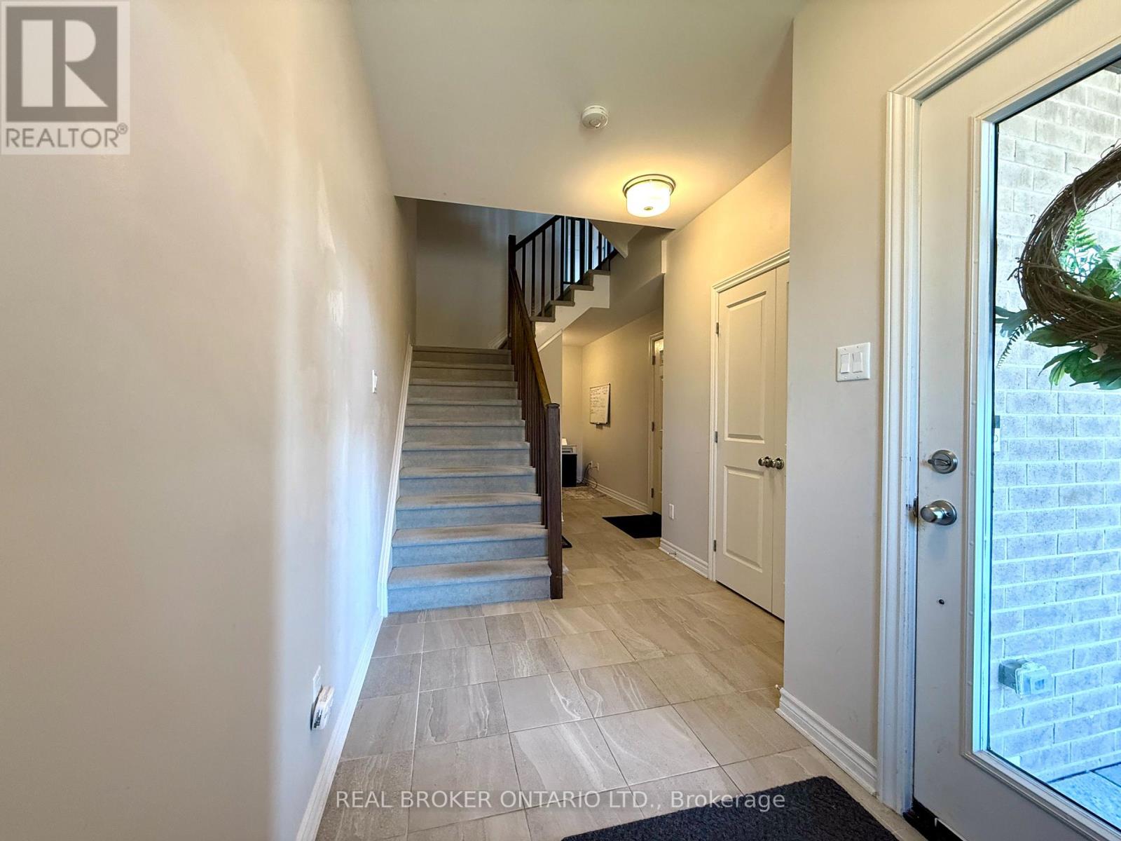 2 Bed, 3 Bath House for Rent in Ottawa – 511 STADACONE ROW, Ottawa – MLS# X13669136 - Image 5