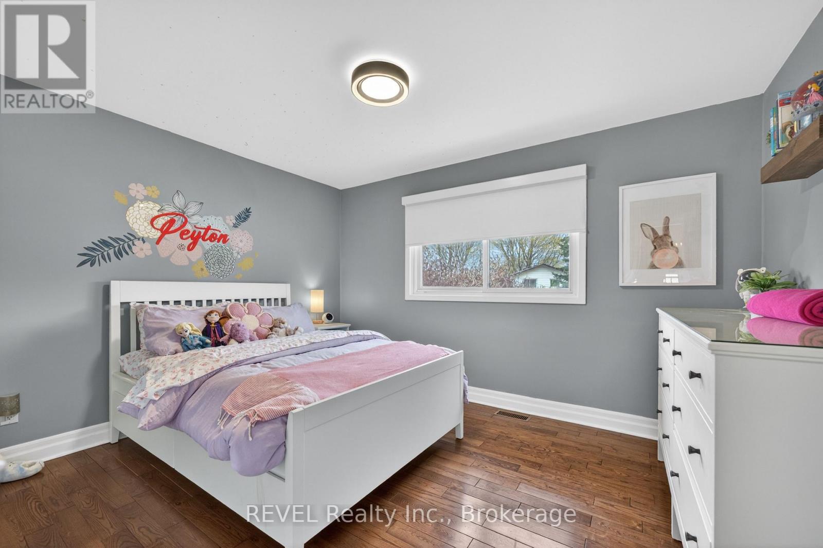 34 ROYAL YORK ROAD - 25