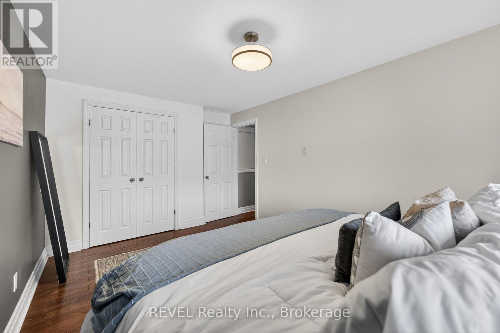 34 ROYAL YORK ROAD - Image 30
