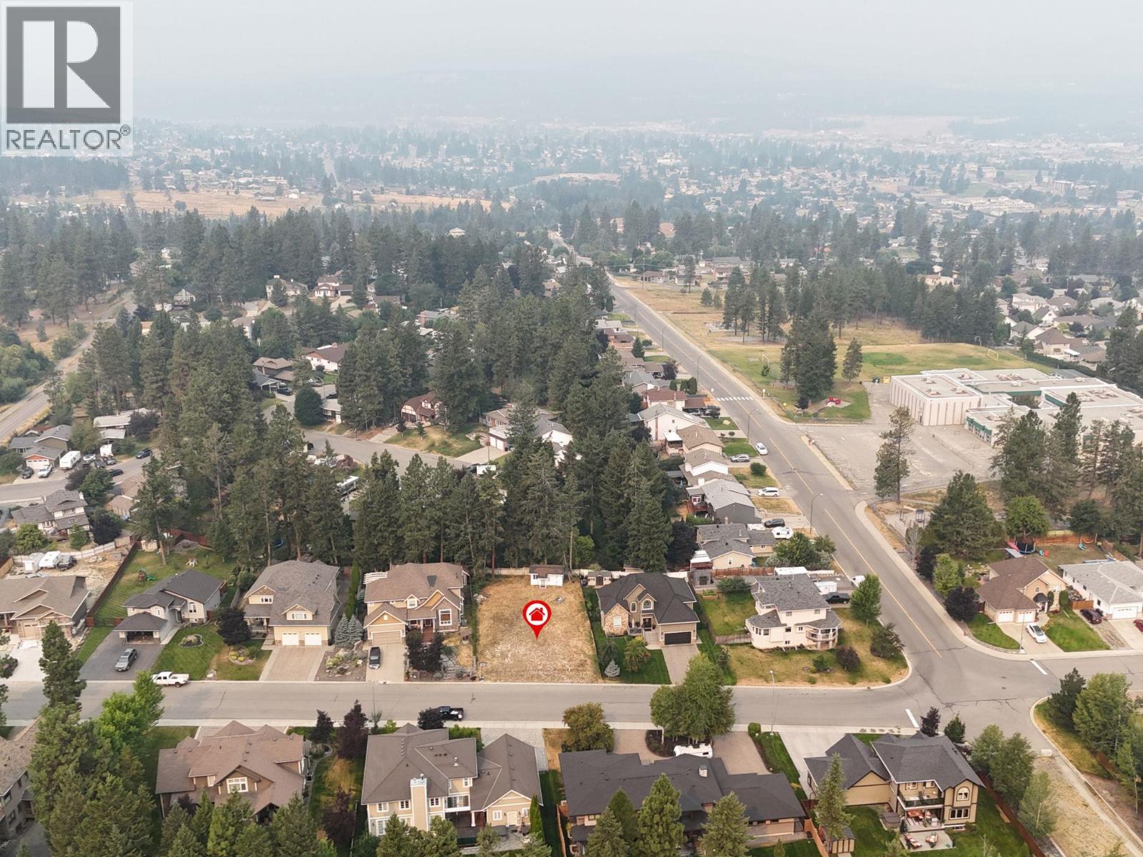  751 34th Avenue South, Cranbrook