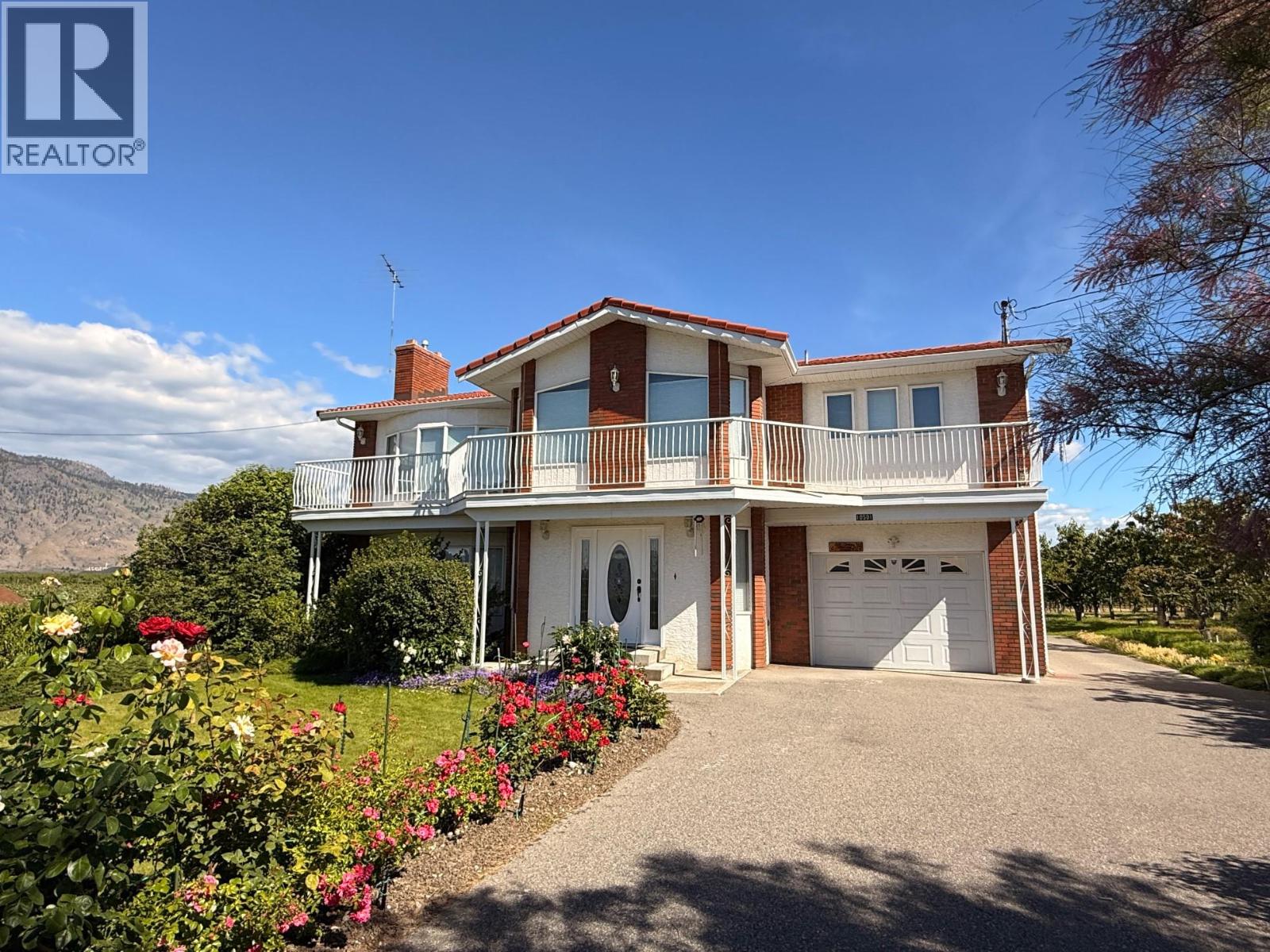  10501 100th Avenue, Osoyoos