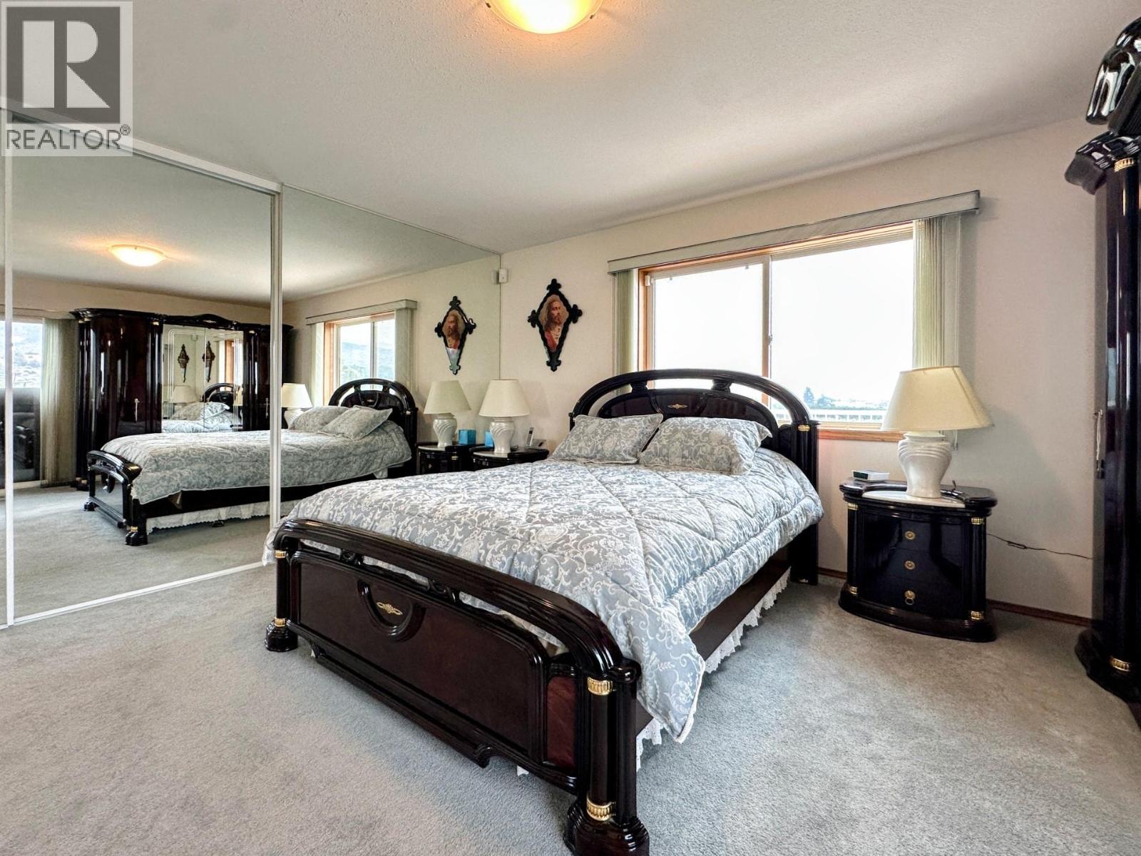  10501 100th Avenue, Osoyoos