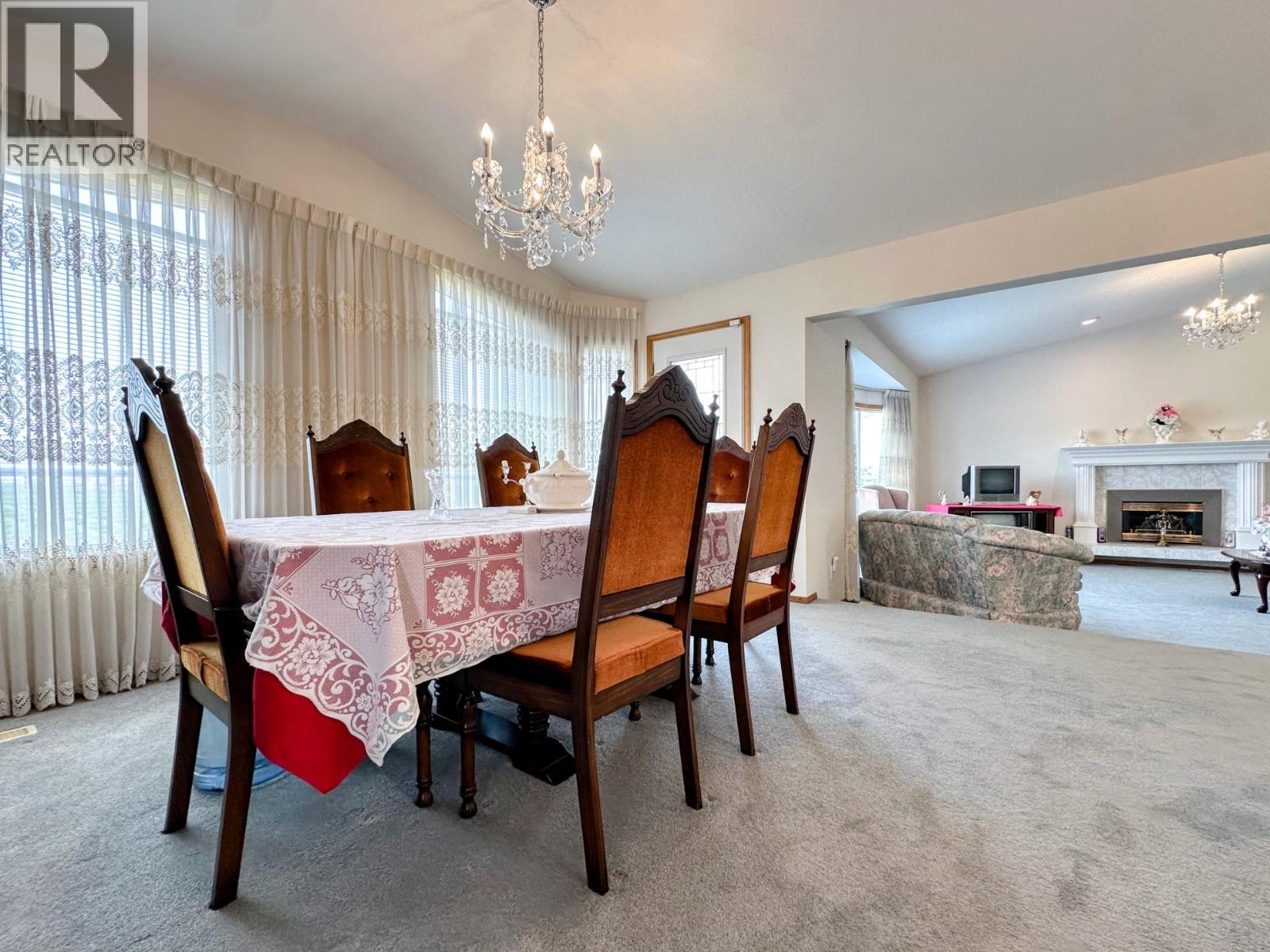  10501 100th Avenue, Osoyoos