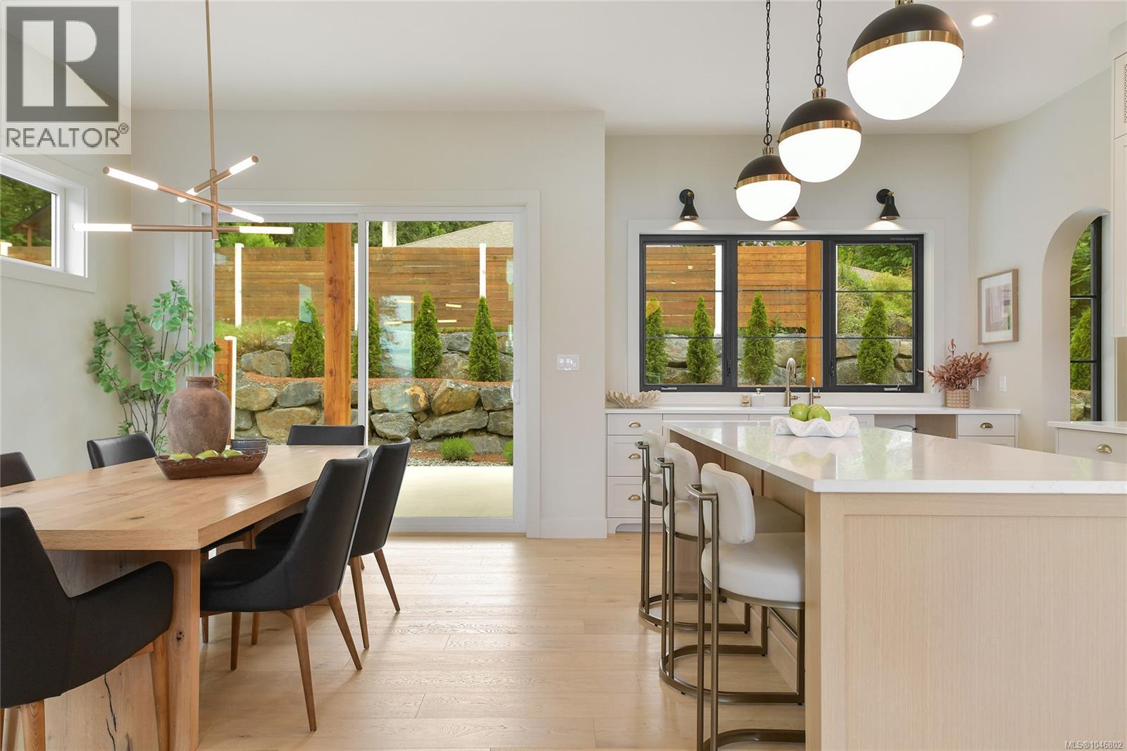 2528 MILL BAY Rd, Mill Bay