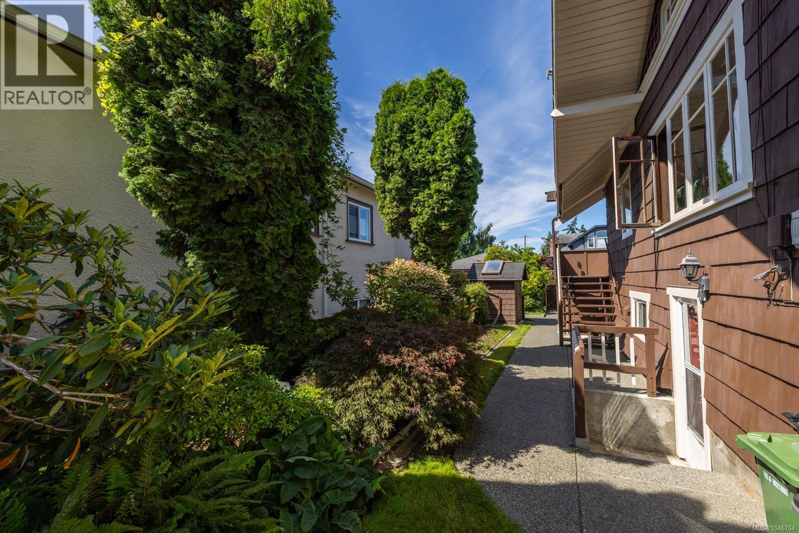 908 Cowichan St, Victoria