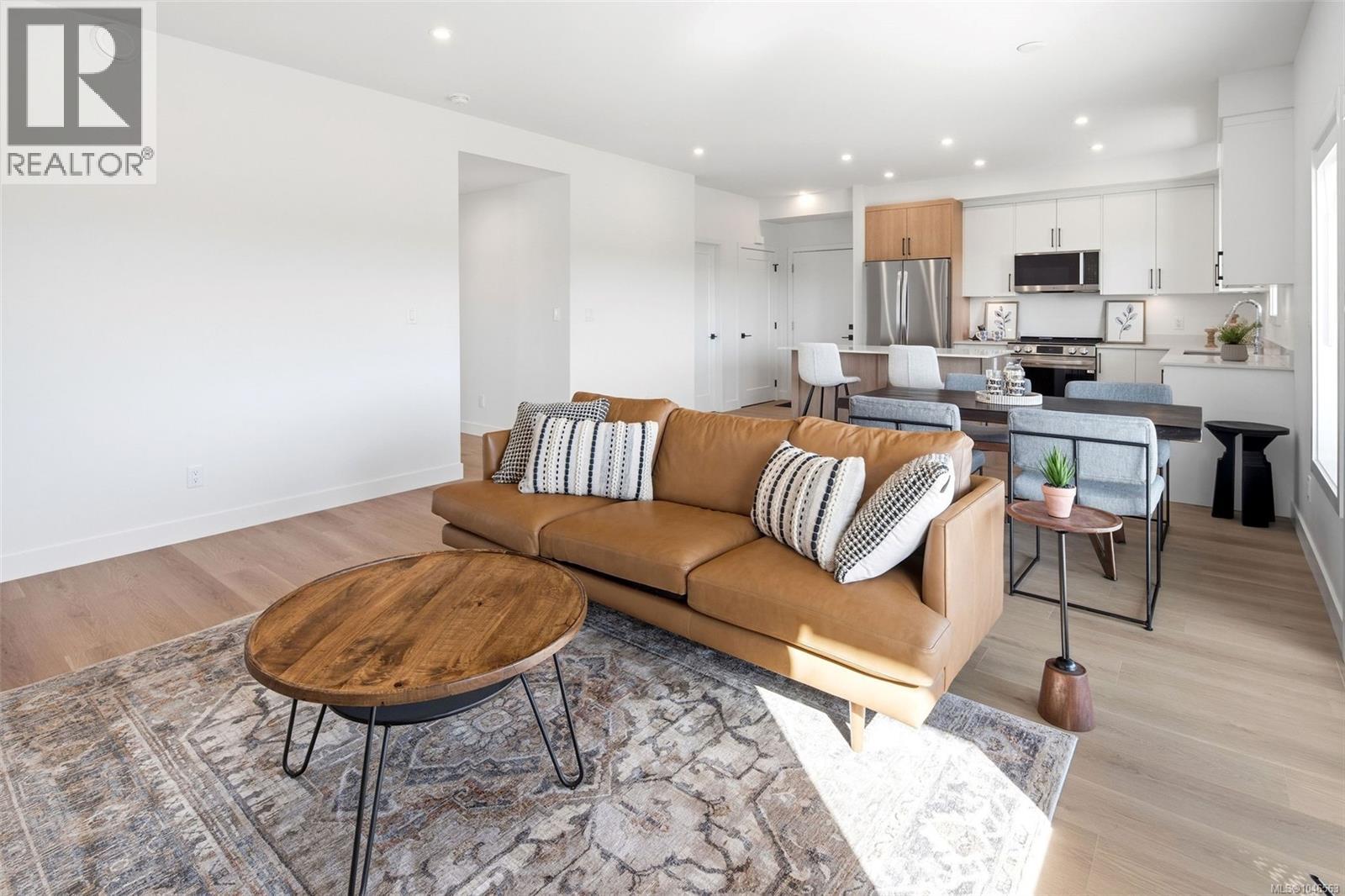 201 7053 Central Saanich Rd, Central Saanich