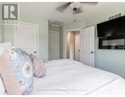 5 Caserta Street, Georgina, ON L4P0E6 Photo 12