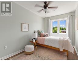 5 Caserta Street, Georgina, ON L4P0E6 Photo 13