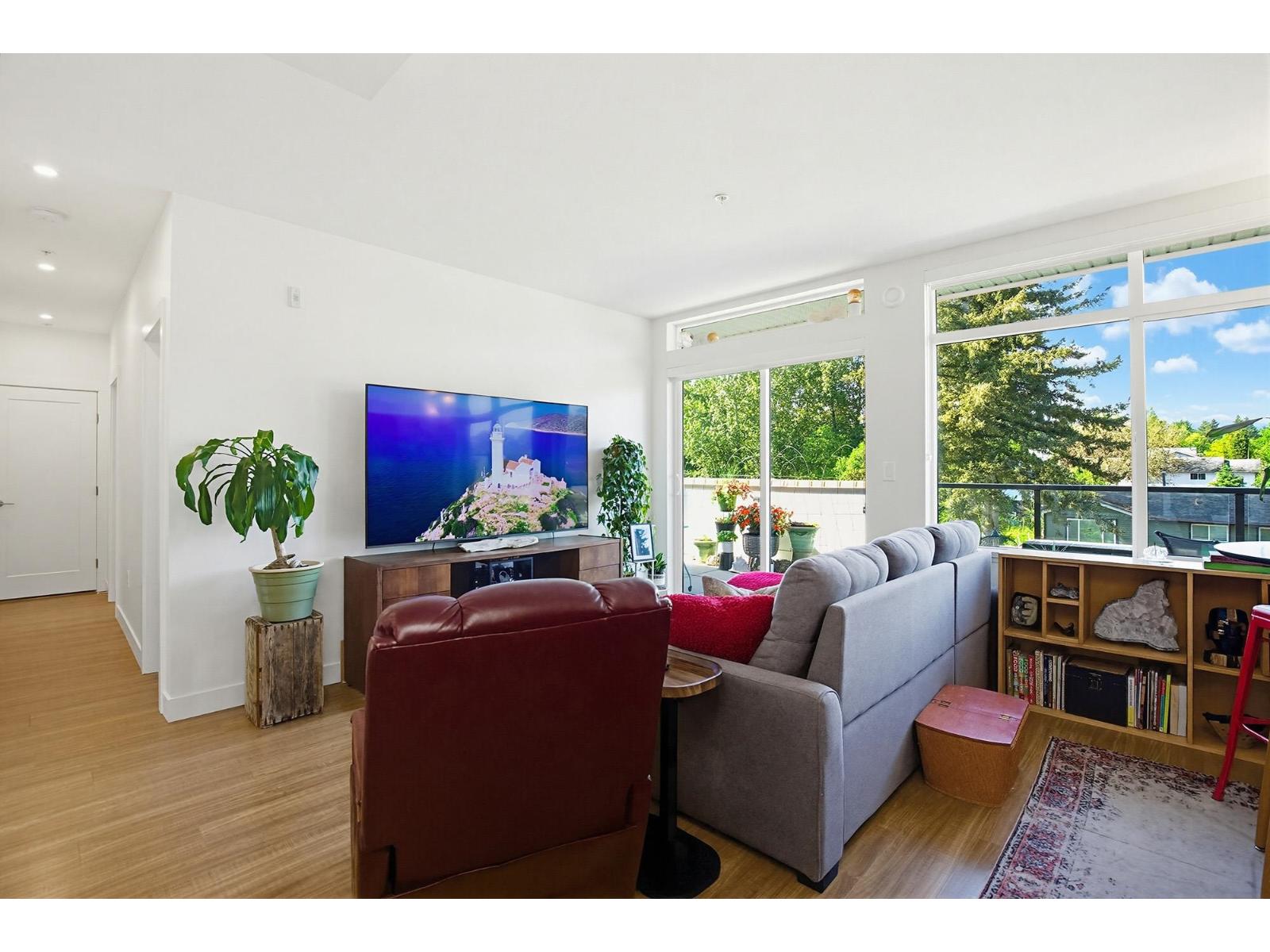 B412 31940 RAVEN AVENUE, Mission