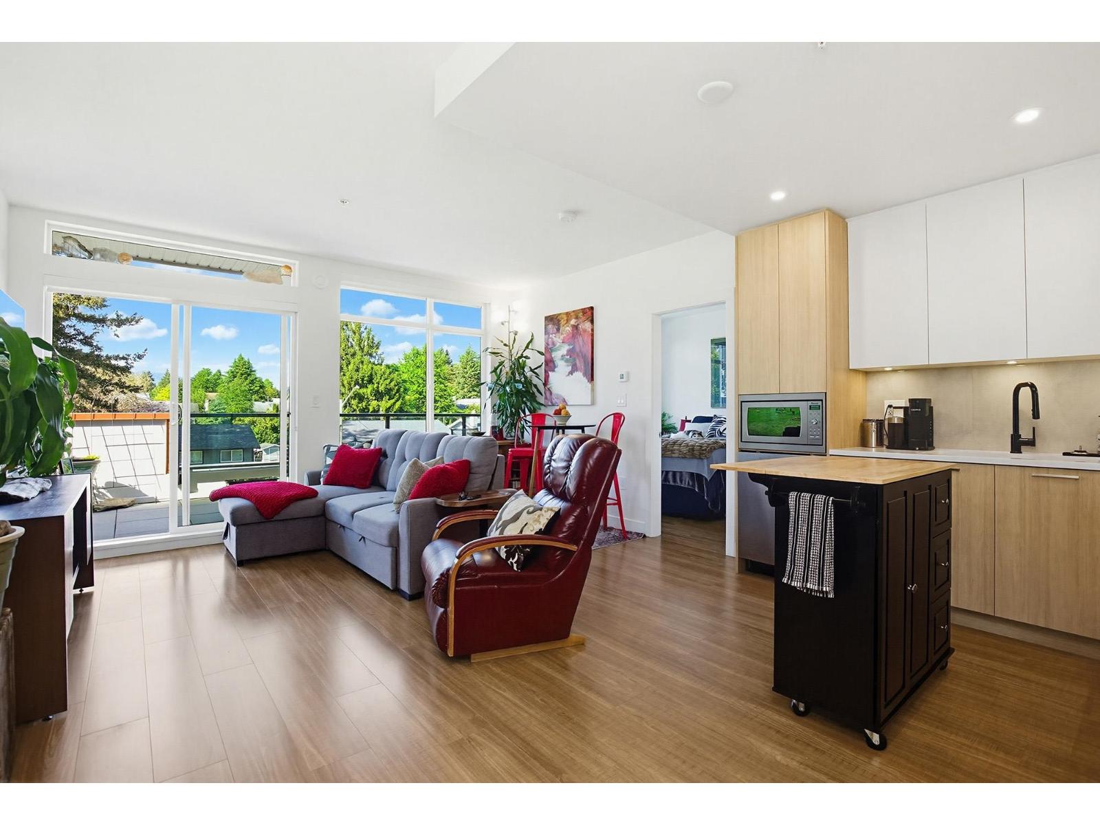 B412 31940 RAVEN AVENUE, Mission