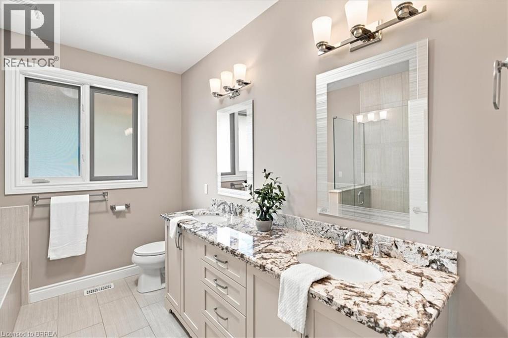 #4 30 CEDAR Street - Image 15