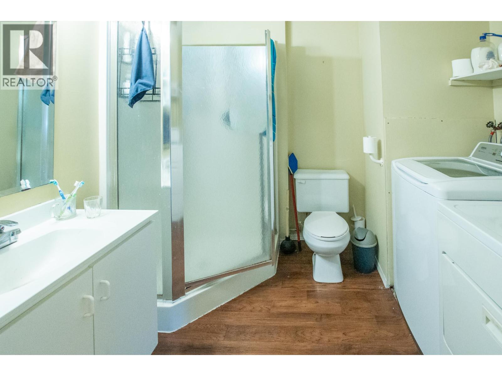 98 OLD N THOMPSON Highway, Clearwater