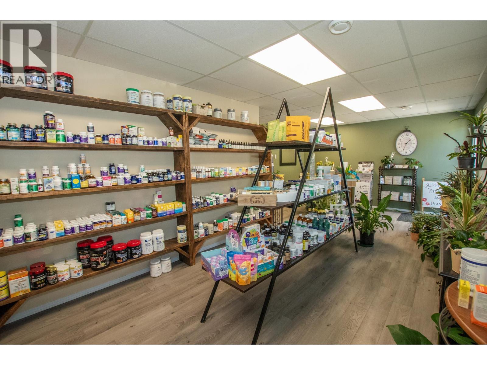 98 OLD N THOMPSON Highway, Clearwater