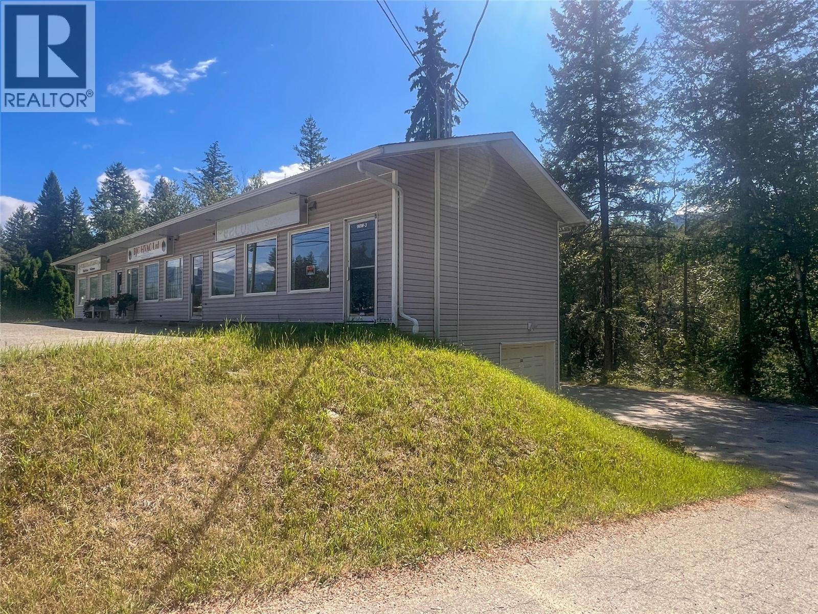 98 OLD N THOMPSON Highway, Clearwater