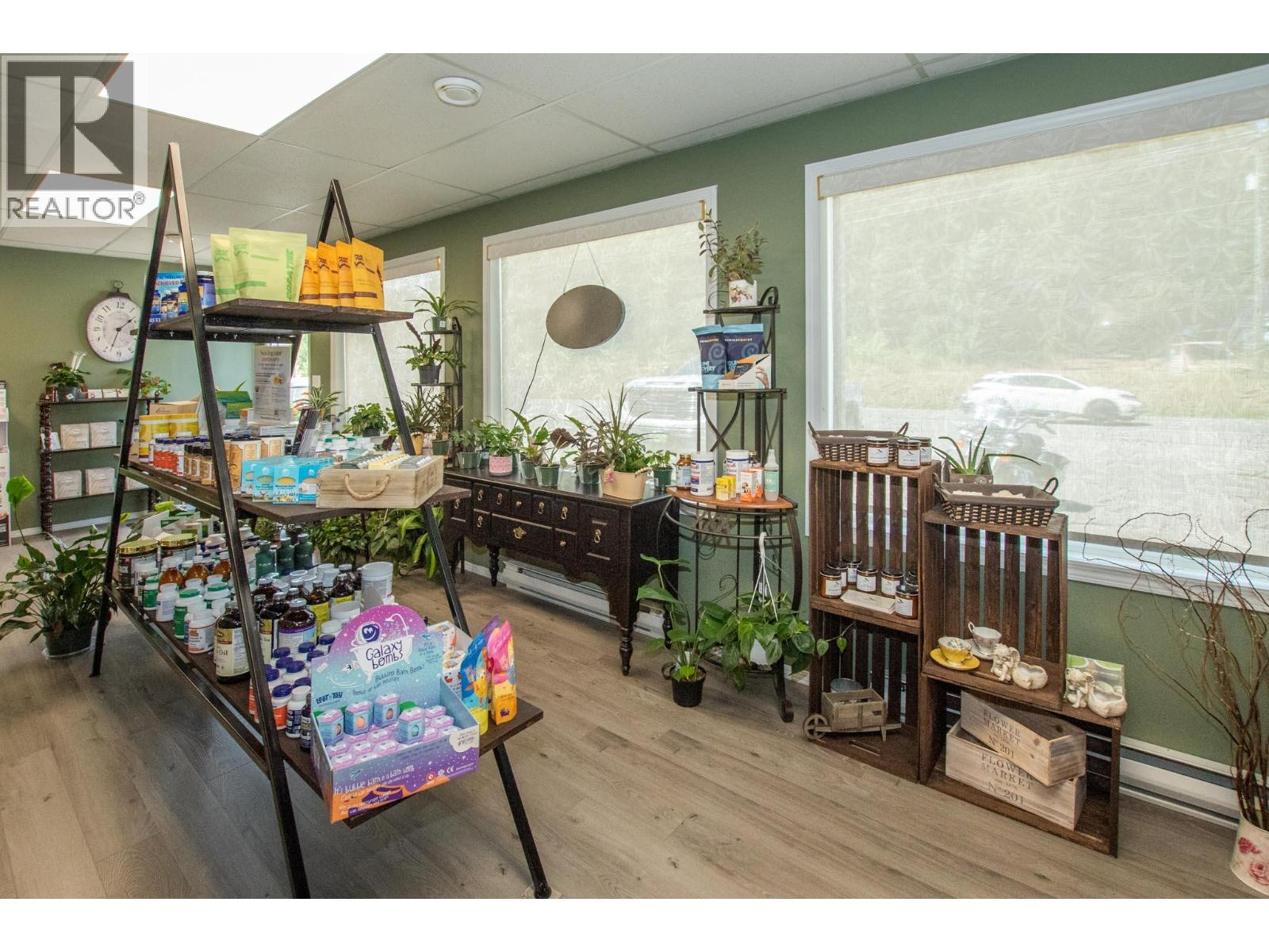 98 OLD N THOMPSON Highway, Clearwater