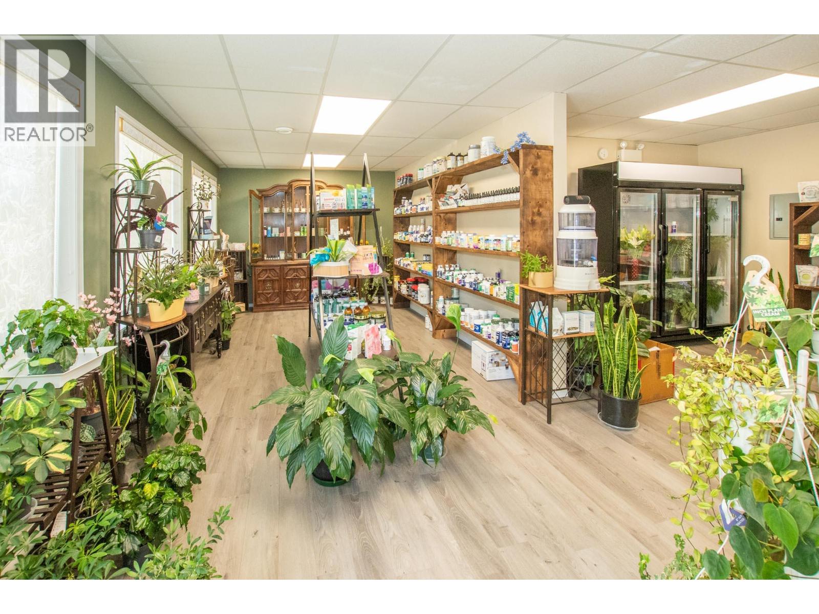 98 OLD N THOMPSON Highway, Clearwater