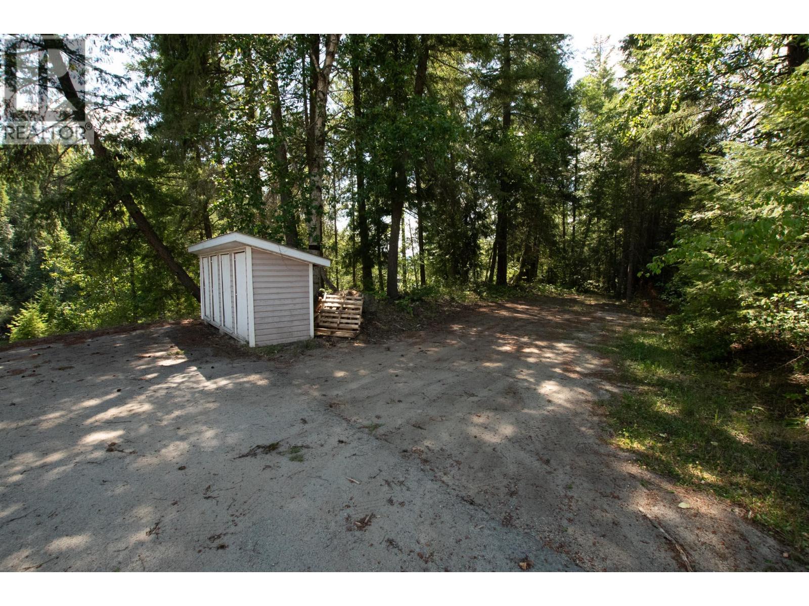 98 OLD N THOMPSON Highway, Clearwater