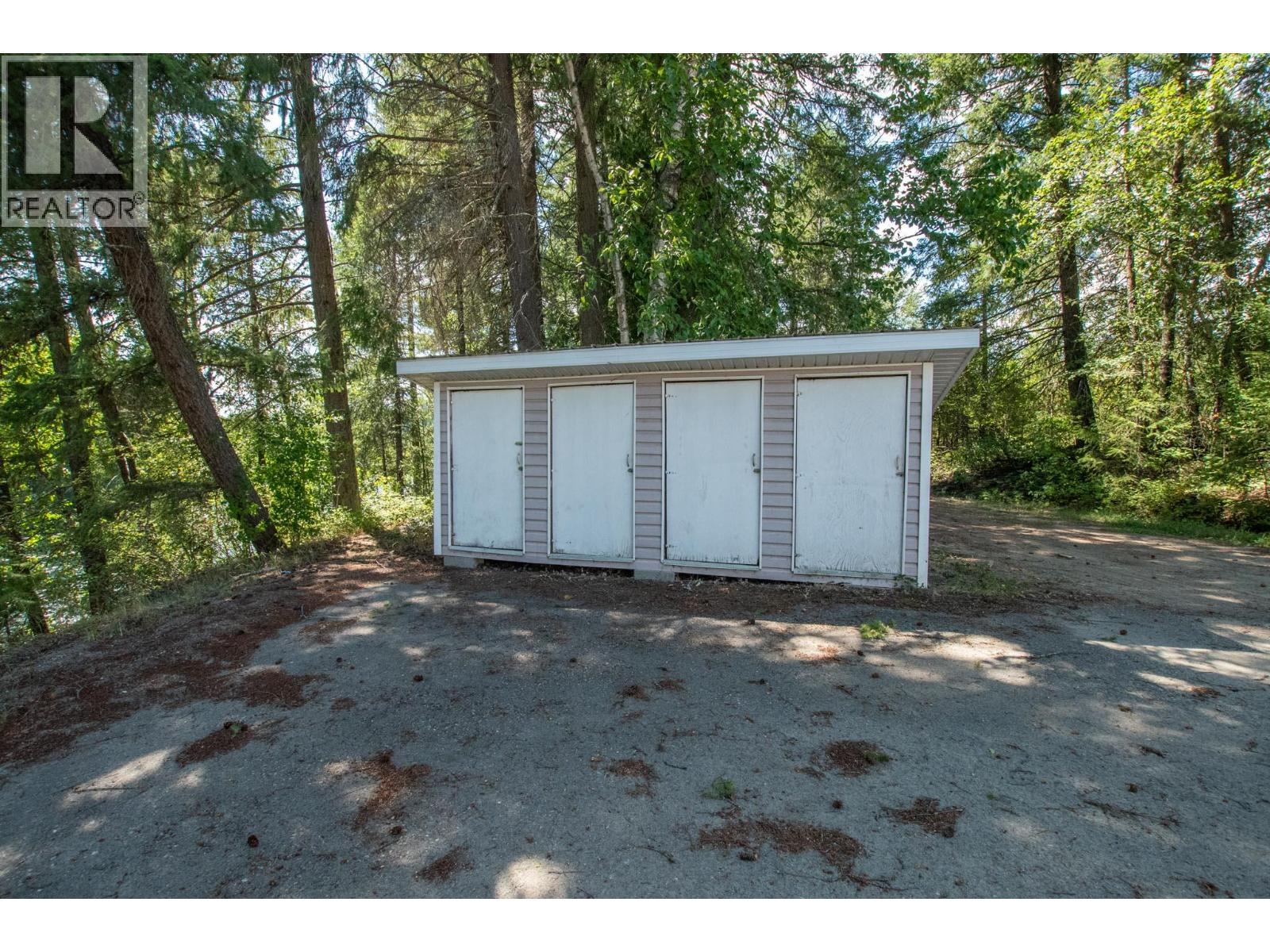 98 OLD N THOMPSON Highway, Clearwater