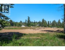 8712 Island Hwy N, Black Creek, BC V0R1C0 Photo 53