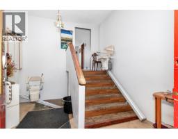 Great room - 8712 Island Hwy N, Black Creek, BC V0R1C0 Photo 9