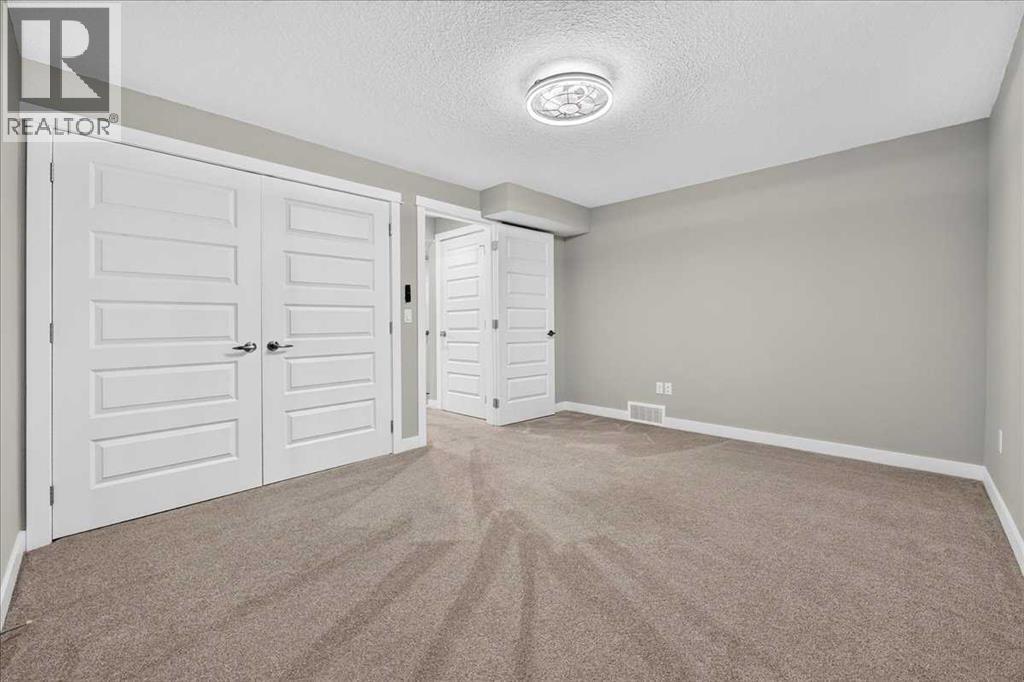 1199 Williamstown Boulevard Northwest - Photo 36