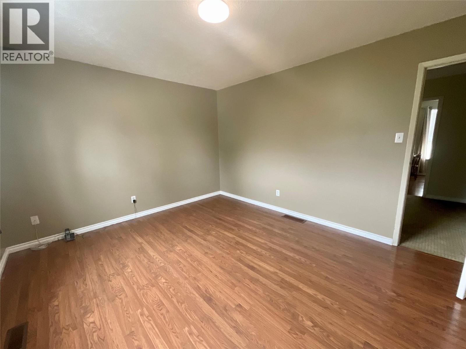 60 Valleyview Place - 10
