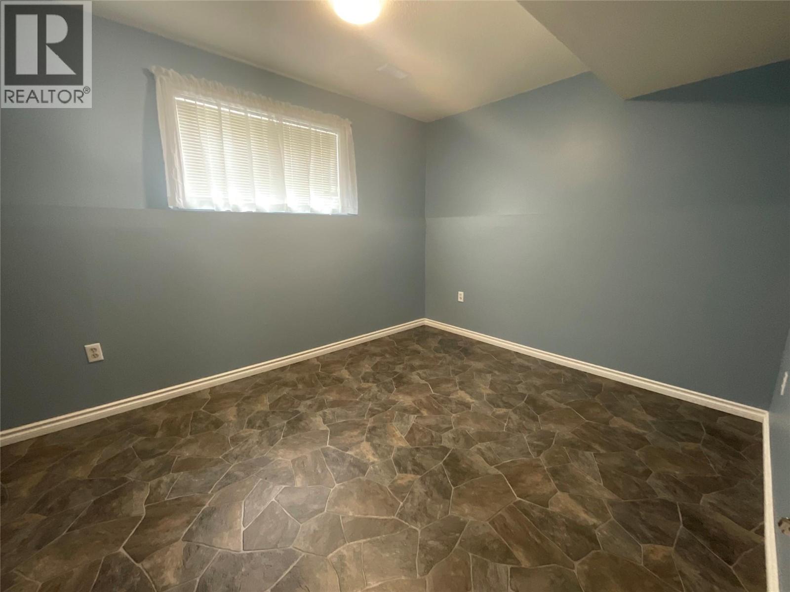 60 Valleyview Place - 19