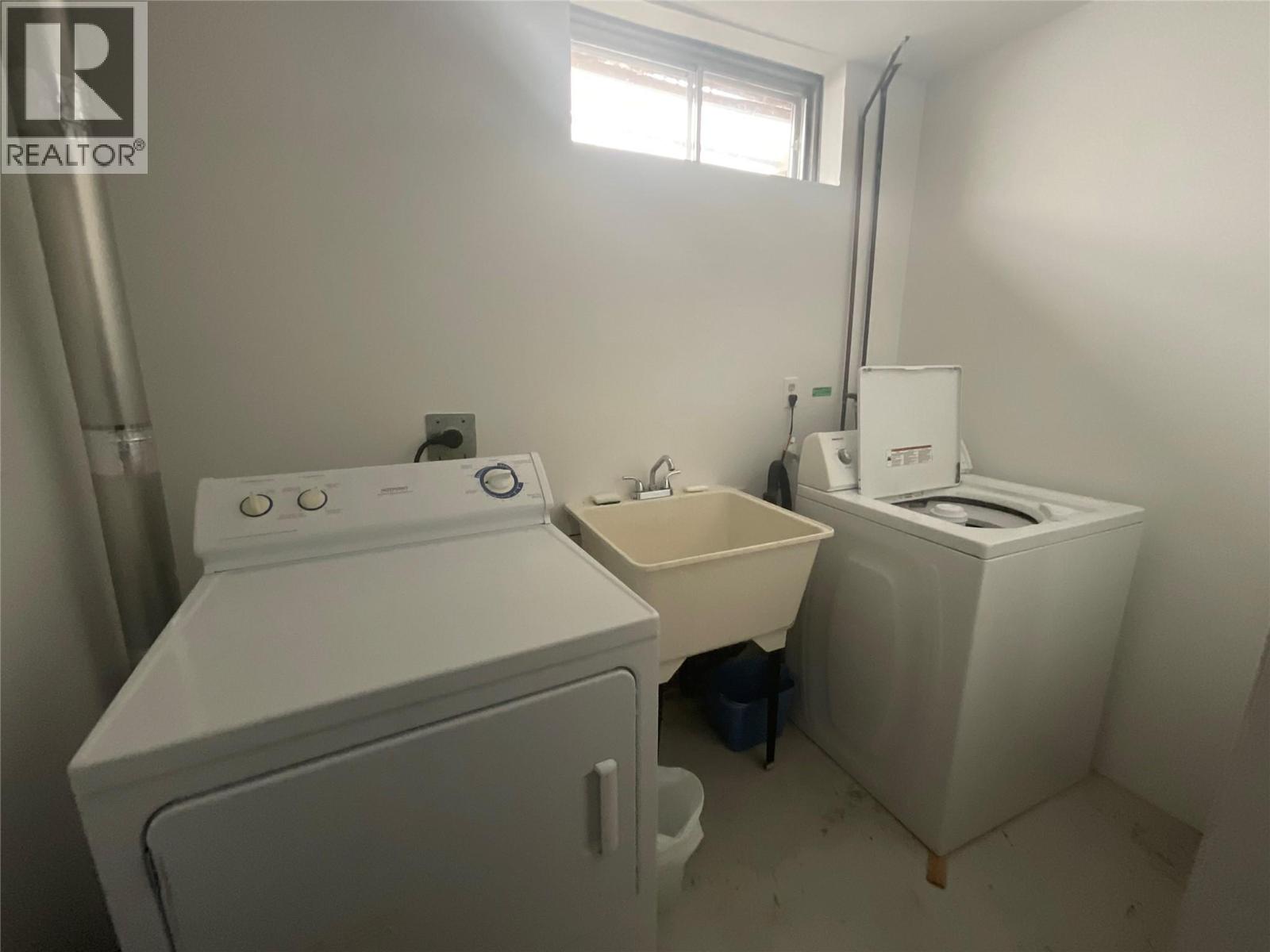 60 Valleyview Place - 28