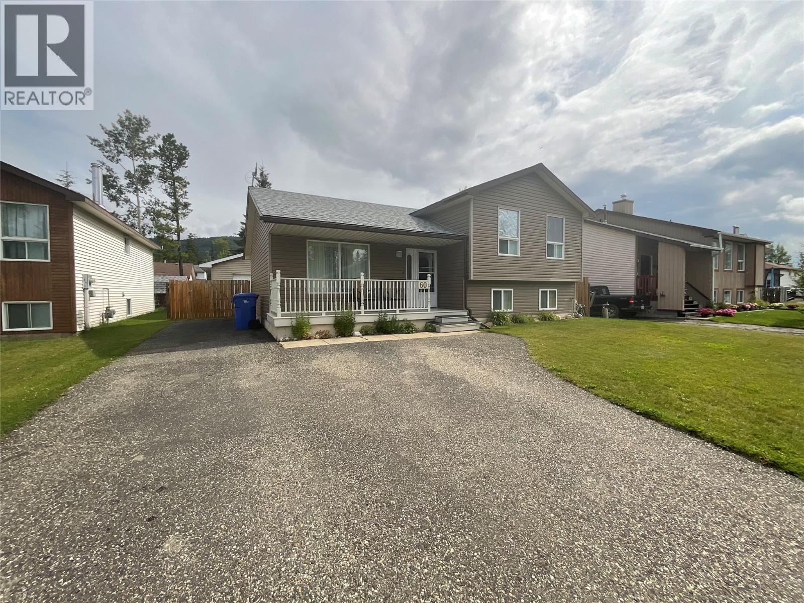 60 Valleyview Place - 30