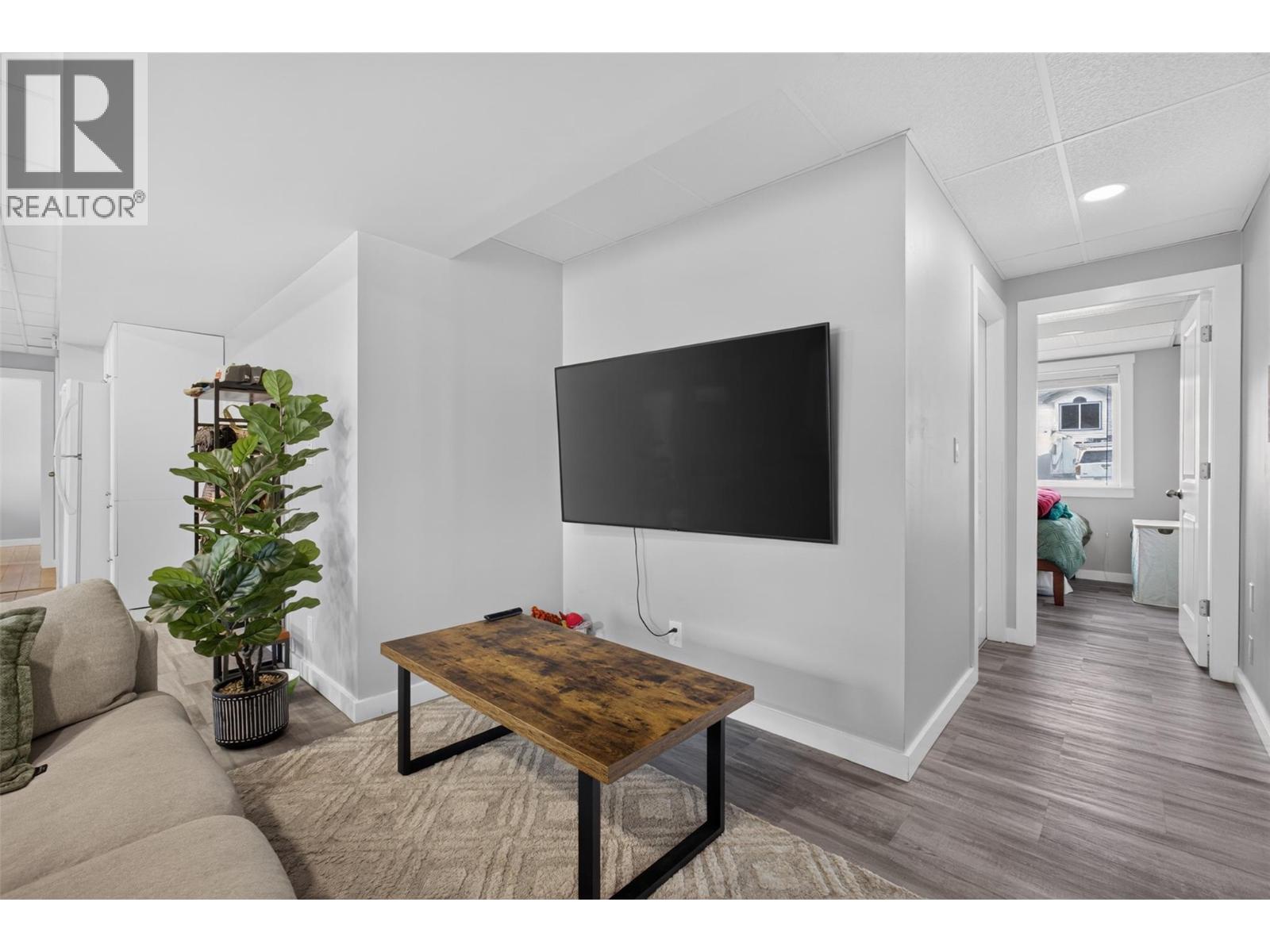 2618 Applegreen Court, West Kelowna