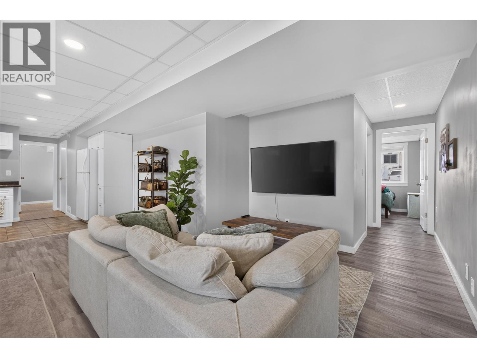 2618 Applegreen Court, West Kelowna