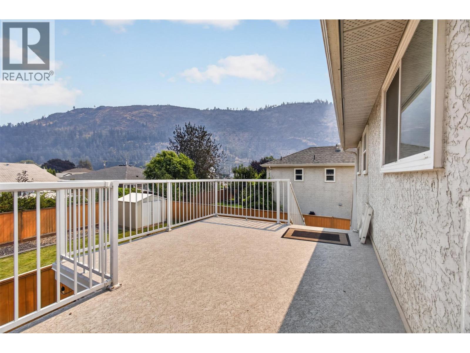 2618 Applegreen Court, West Kelowna