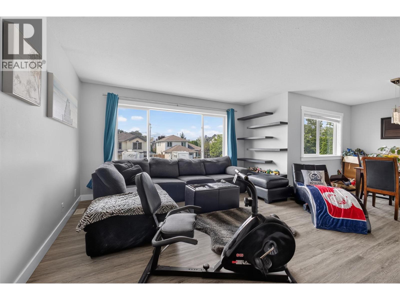 2618 Applegreen Court, West Kelowna