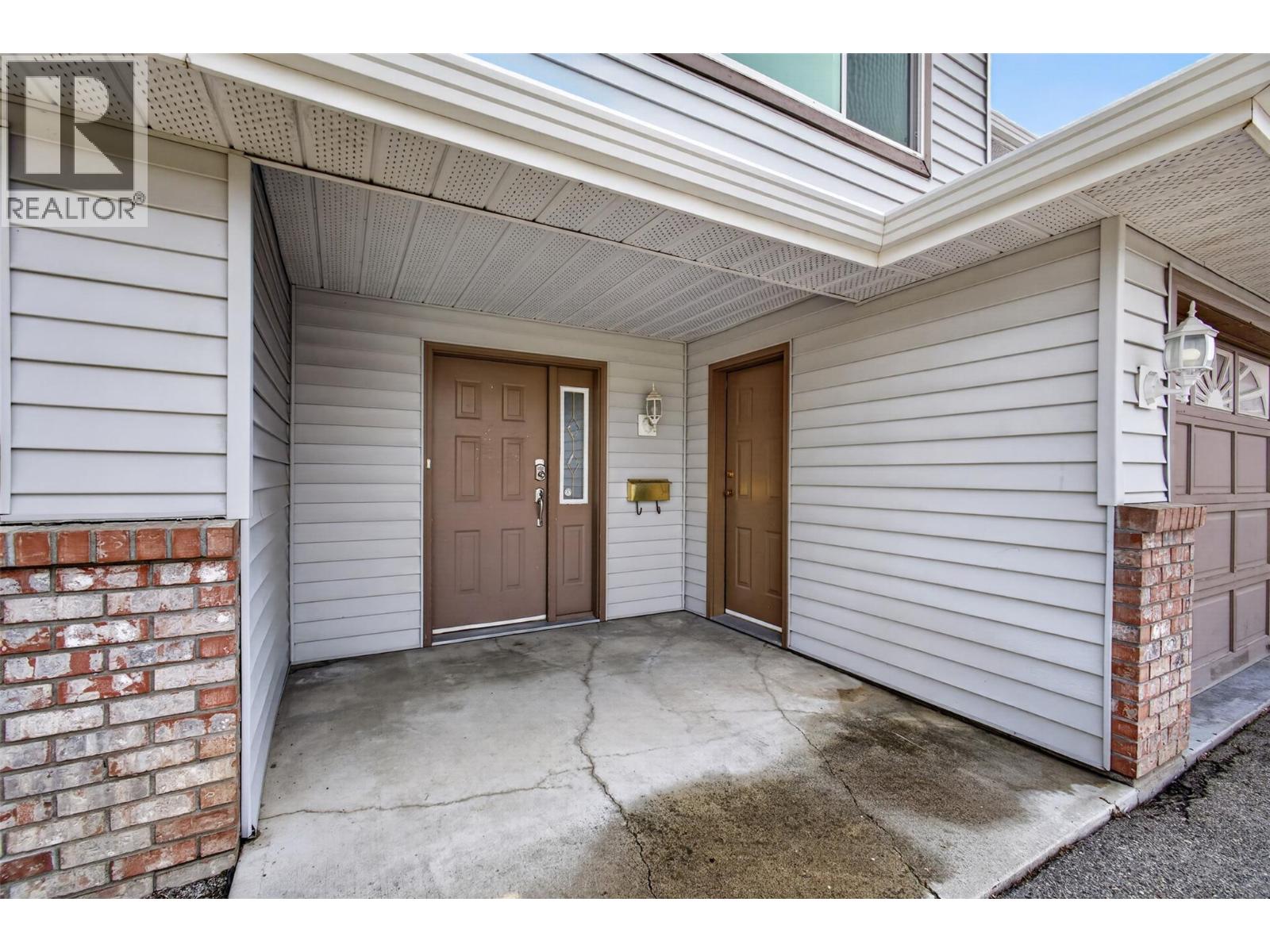 2618 Applegreen Court, West Kelowna