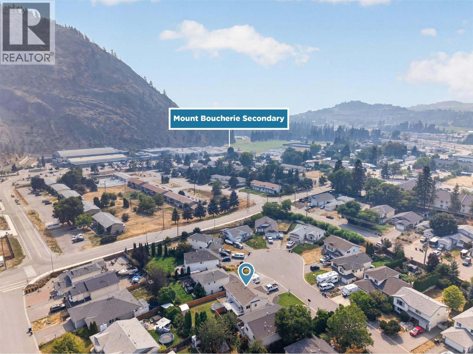 2618 Applegreen Court, West Kelowna