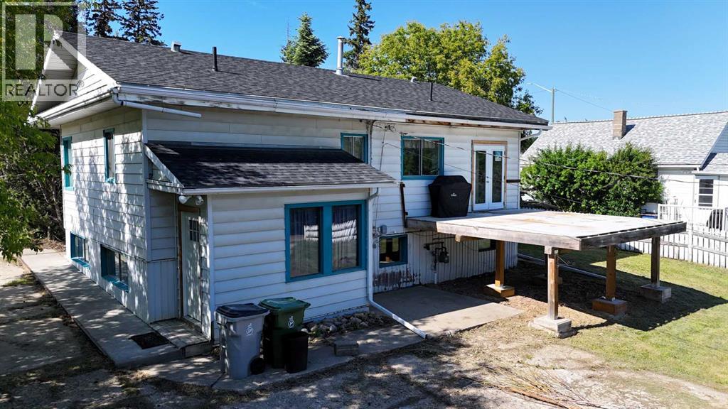 4711 5 Avenue - 10