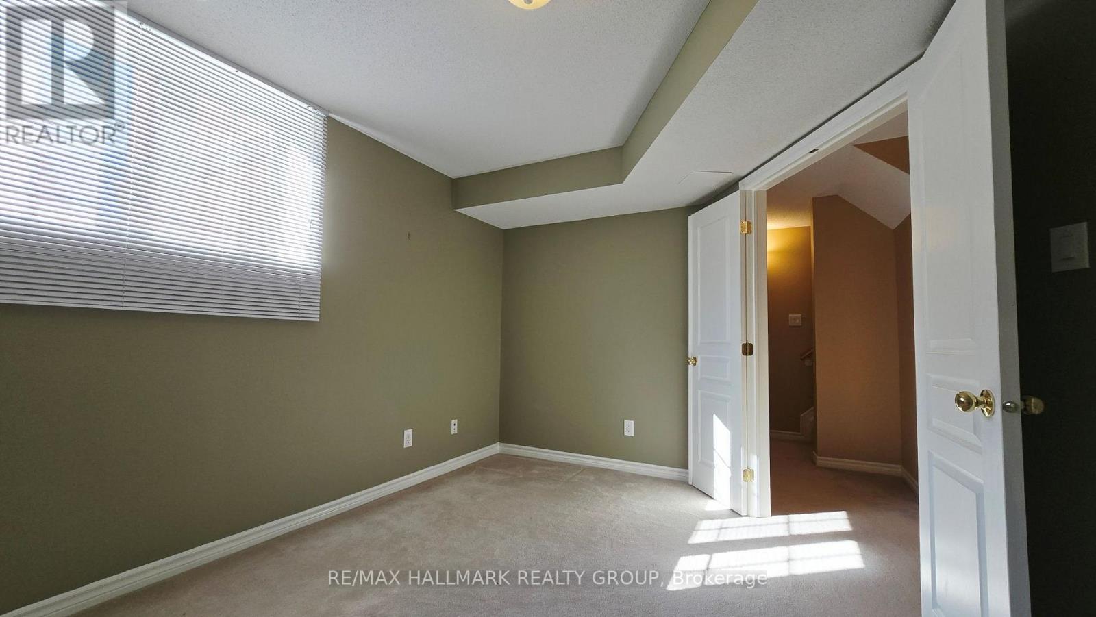 2 Bed, 2 Bath House for Sale in Ottawa – 50 EDENVALE DRIVE, Ottawa – MLS# X13669138 - Image 22