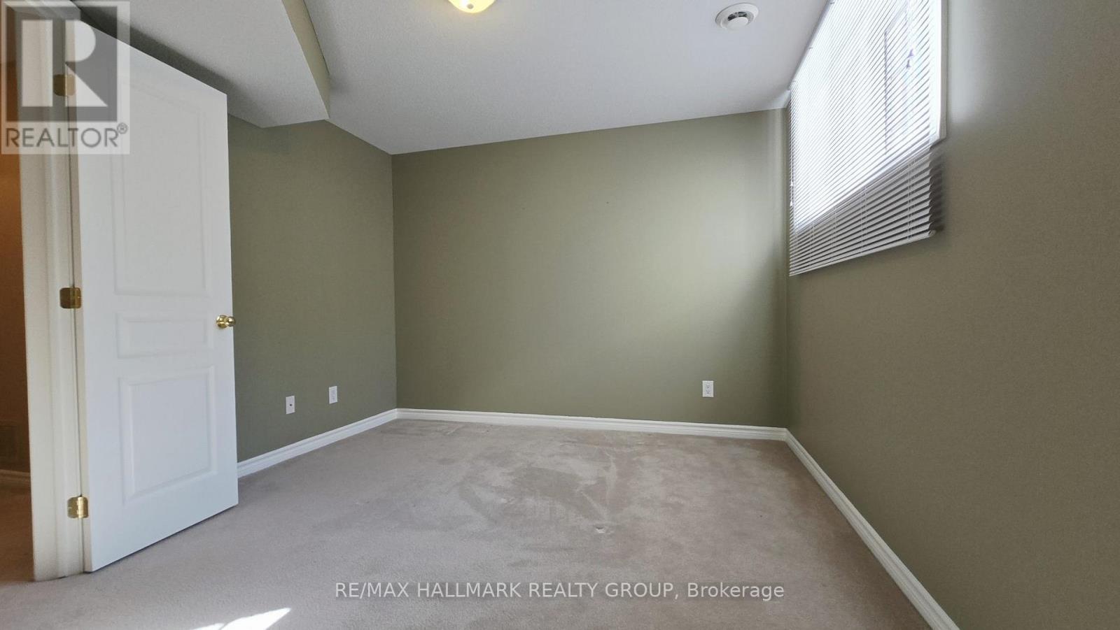 2 Bed, 2 Bath House for Sale in Ottawa – 50 EDENVALE DRIVE, Ottawa – MLS# X13669138 - Image 23