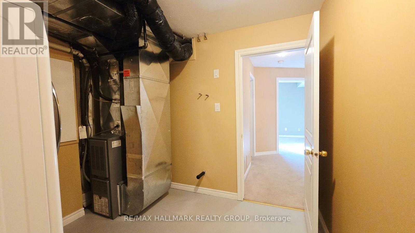2 Bed, 2 Bath House for Sale in Ottawa – 50 EDENVALE DRIVE, Ottawa – MLS# X13669138 - Image 25