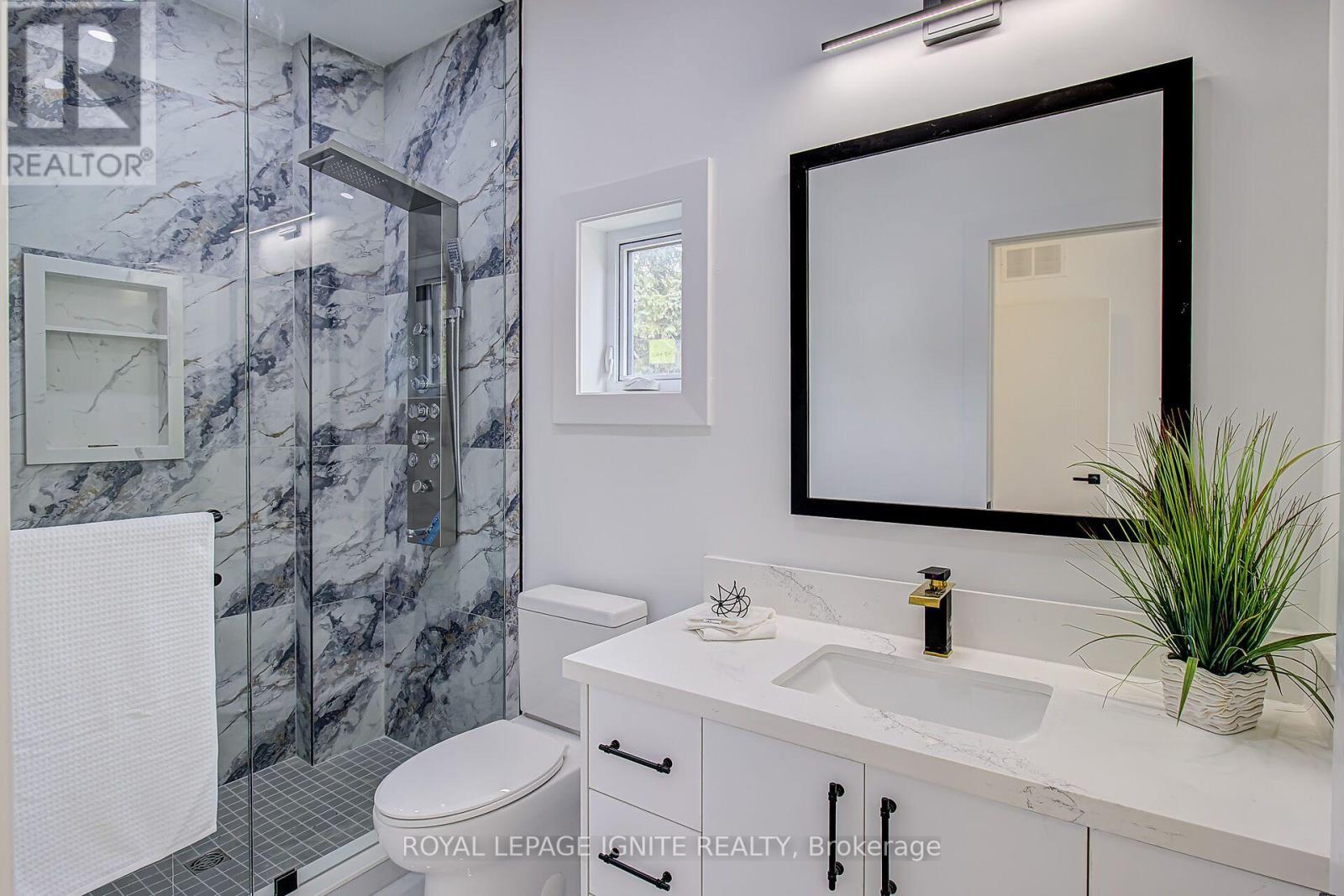 6 MCCOWAN ROAD - Image 37