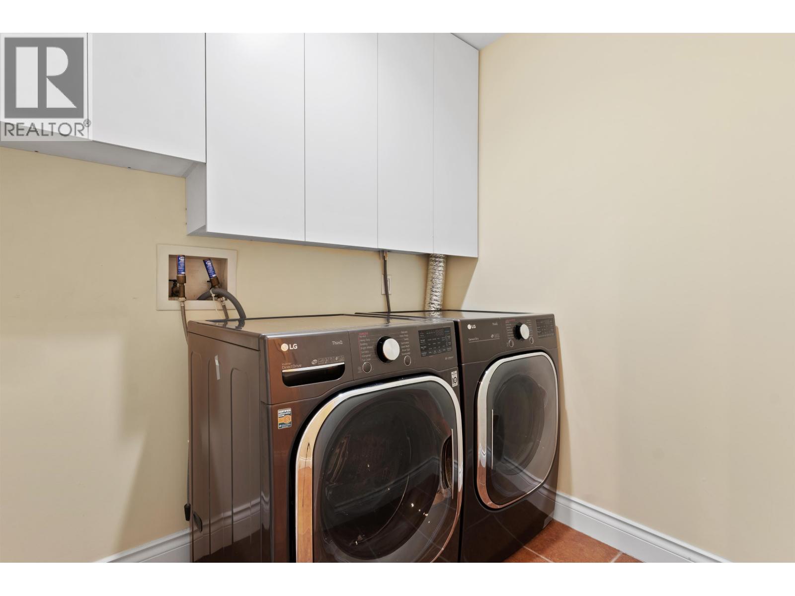 2189 ARGYLE AVENUE, West Vancouver