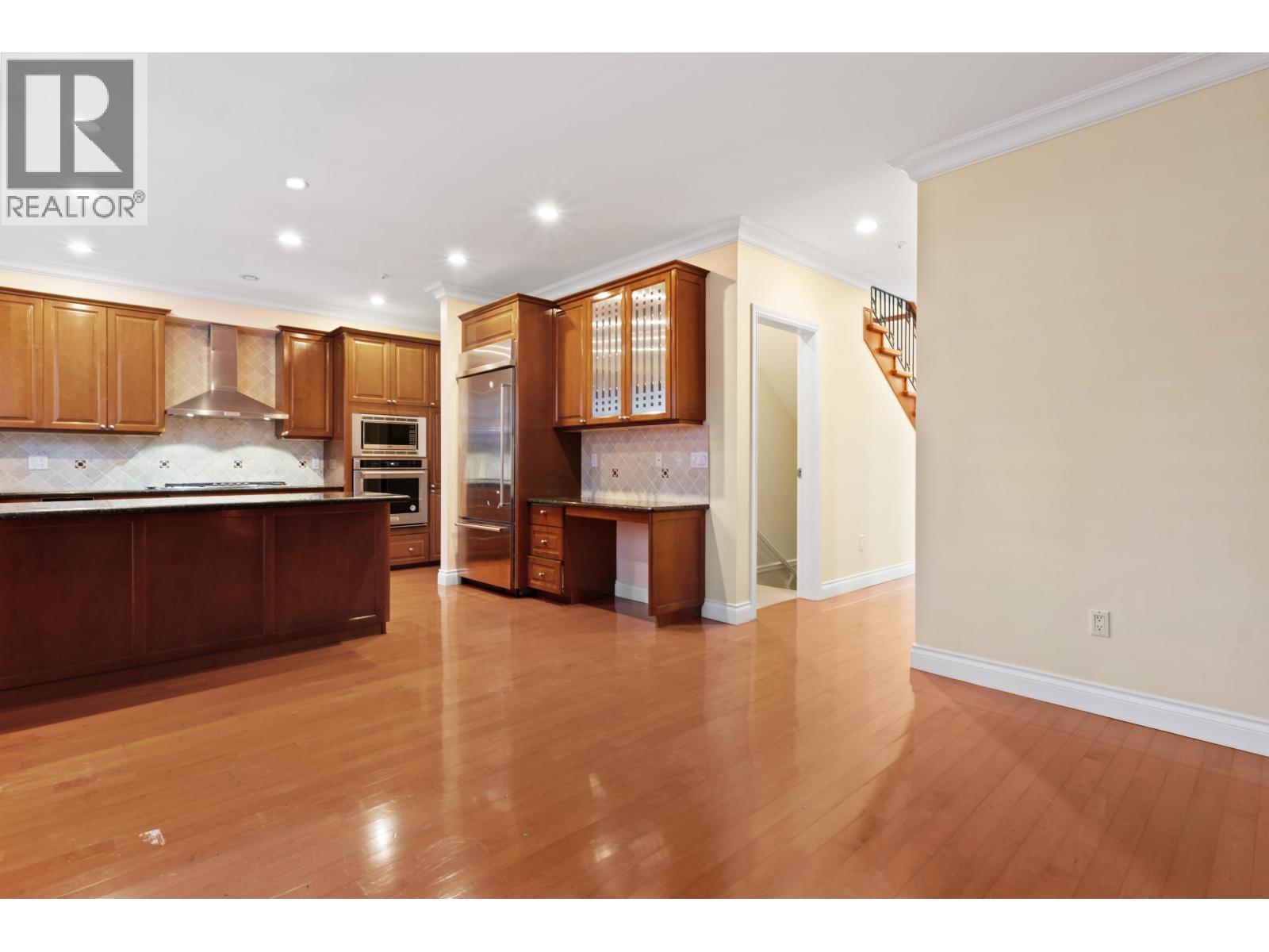 2189 ARGYLE AVENUE, West Vancouver