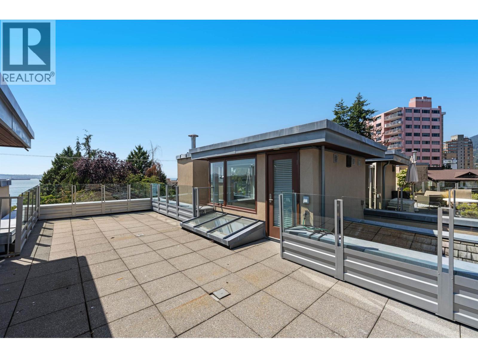 2189 ARGYLE AVENUE, West Vancouver