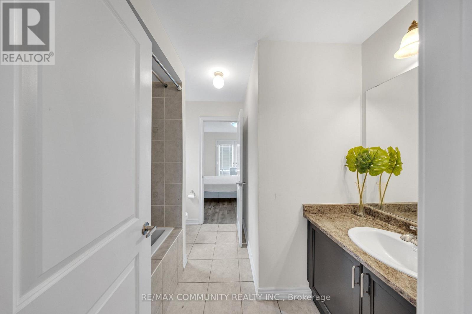129 MINGAY AVENUE - 36