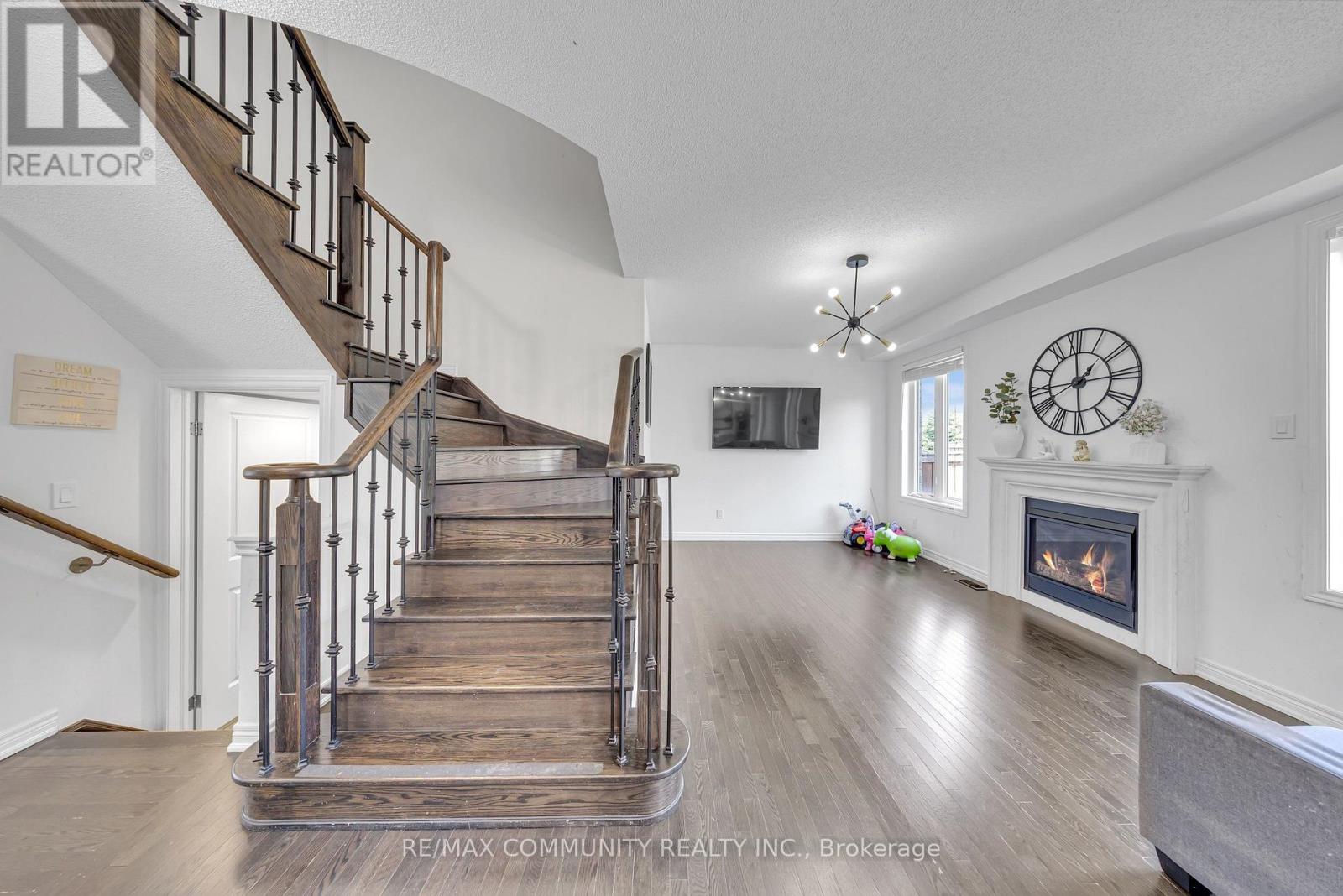 129 MINGAY AVENUE - 8