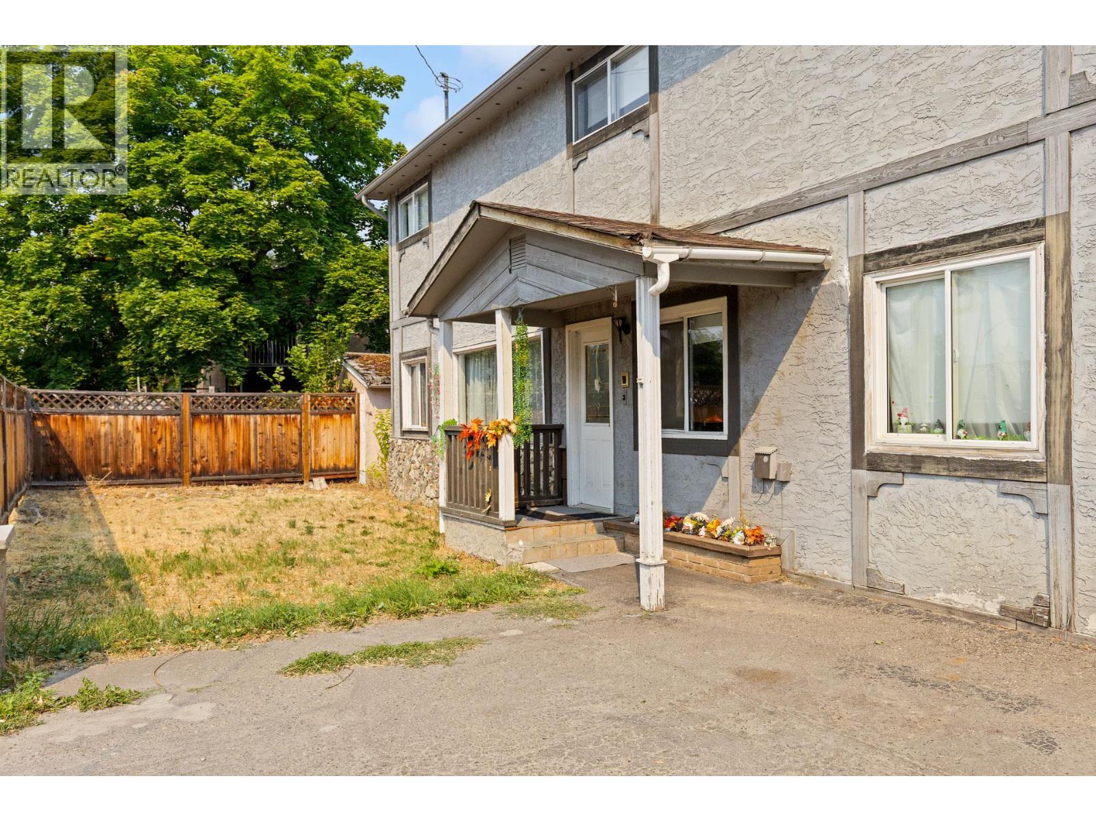 424 Newsom Avenue, Kelowna