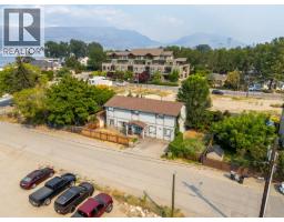  424 Newsom Avenue, Kelowna