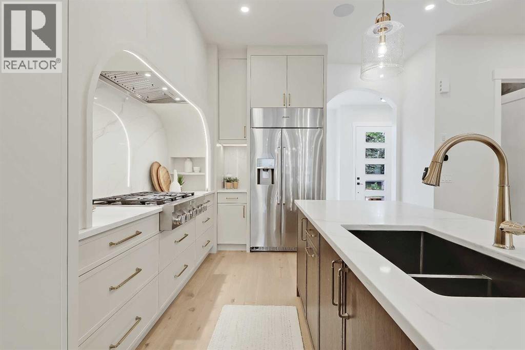 1007 18 Avenue Northwest - Photo 11