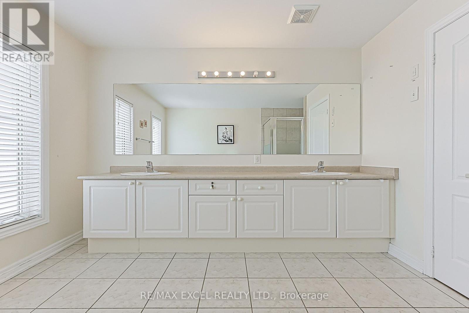 173 SELWYN ROAD - 16